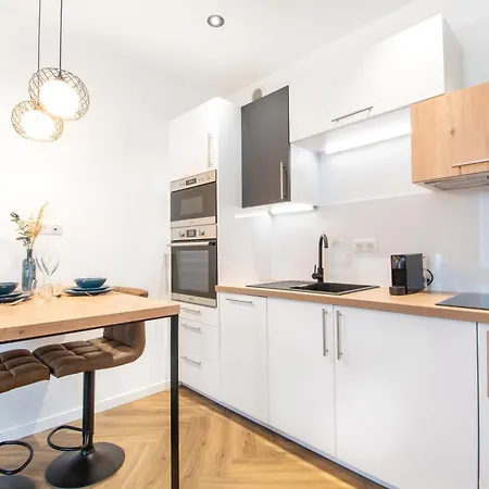 L'Appartement Des Ducs Avec Baignoire Double Nantes Extérieur photo
